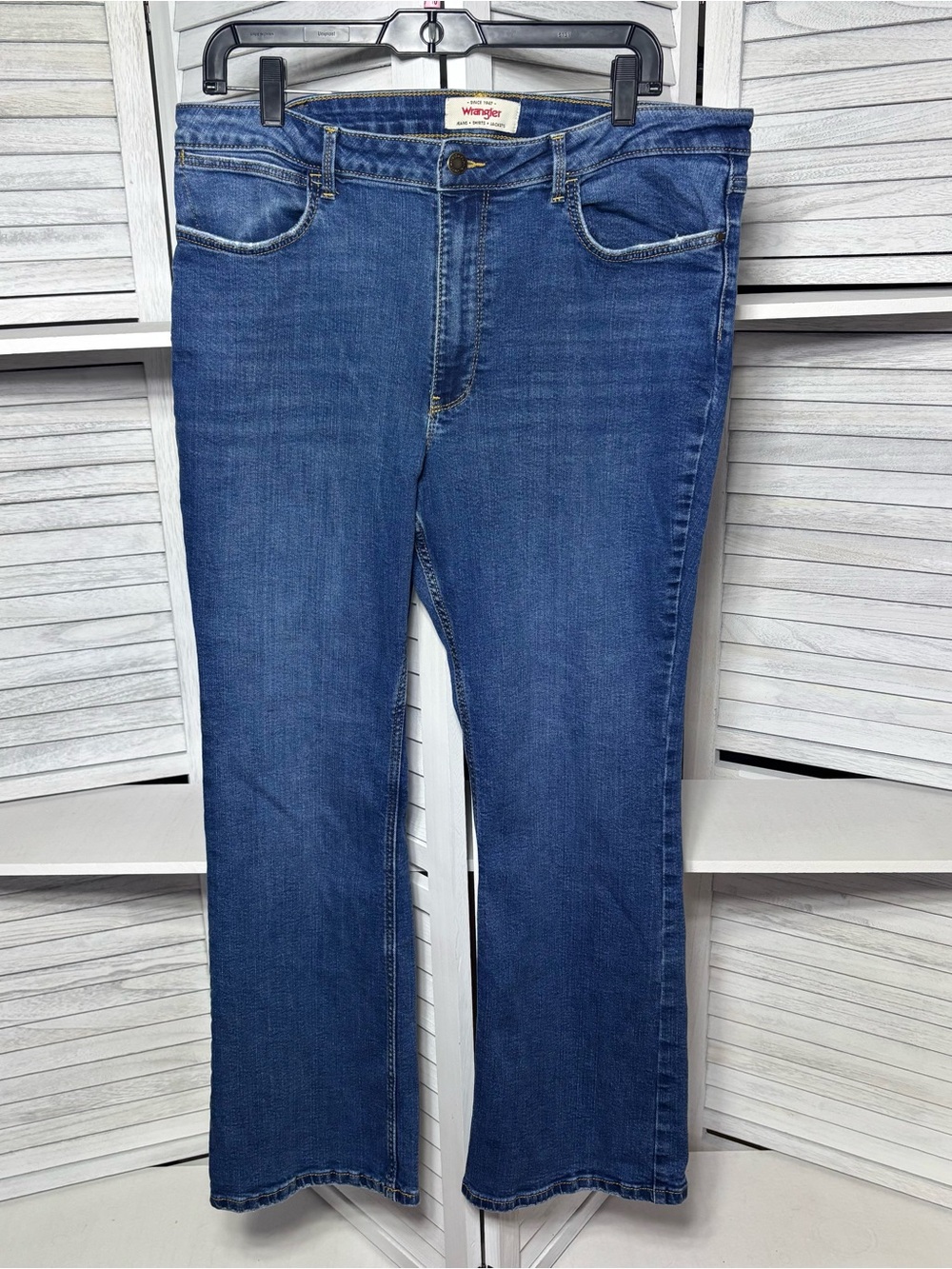 Wrangler High Rise Bold Boot Jeans Women’s 16x30 Bootcut Stretch